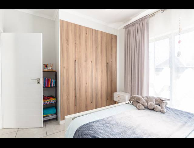 2 BEDROOM APARTMENT SOLD IN RICHWOOD